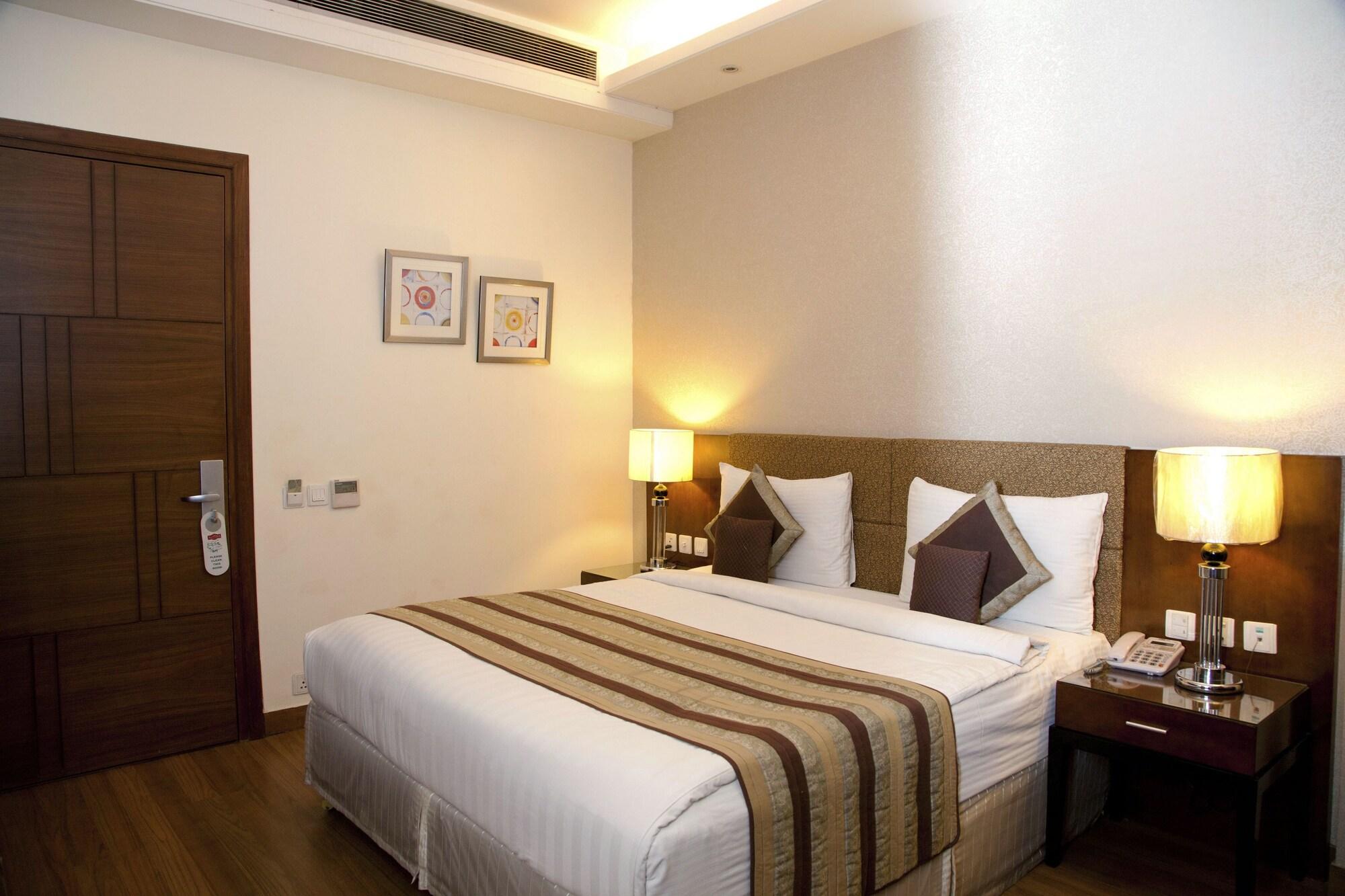 Alpina Hotels & Suites New Delhi Eksteriør bilde