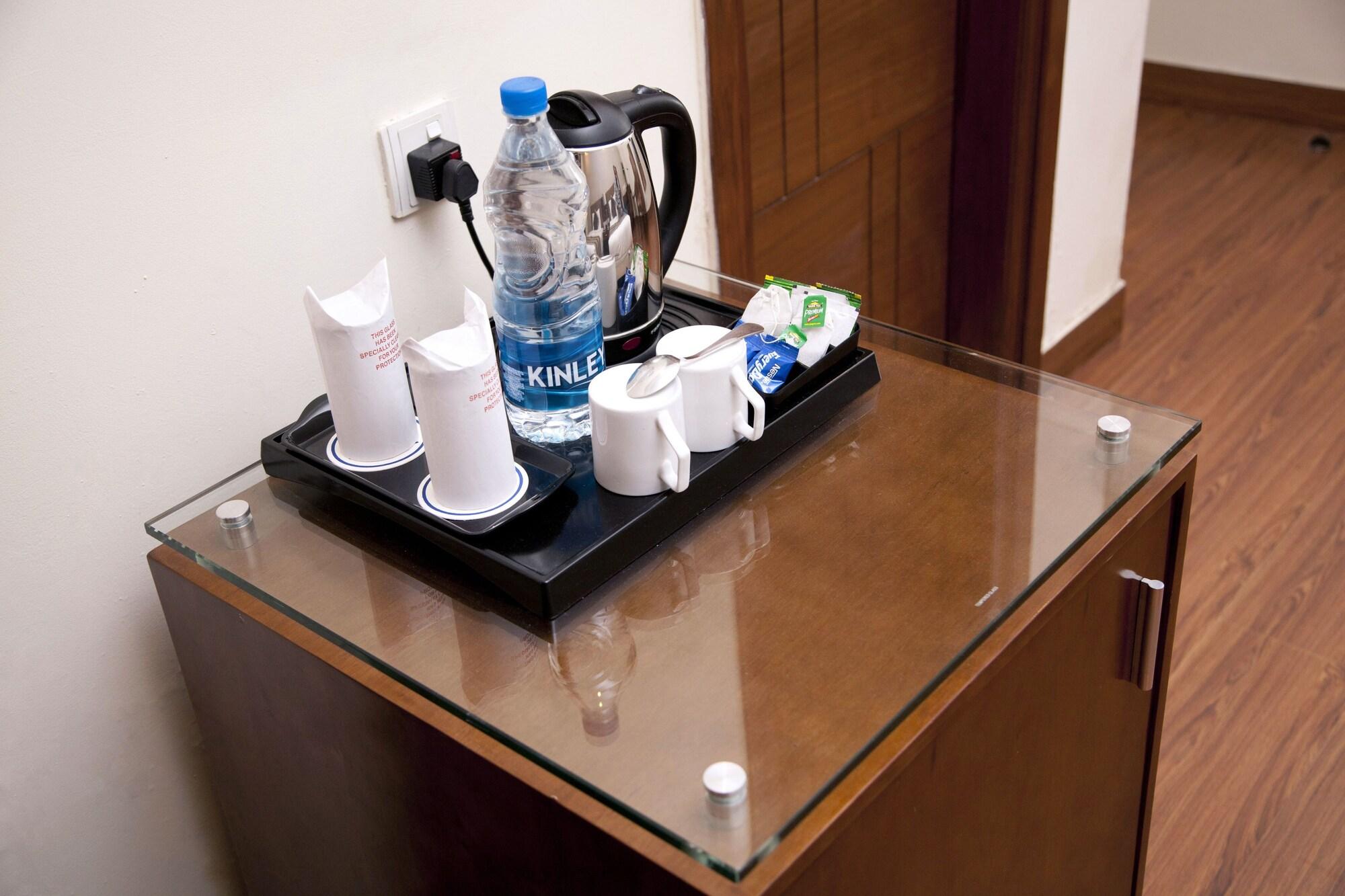 Alpina Hotels & Suites New Delhi Eksteriør bilde