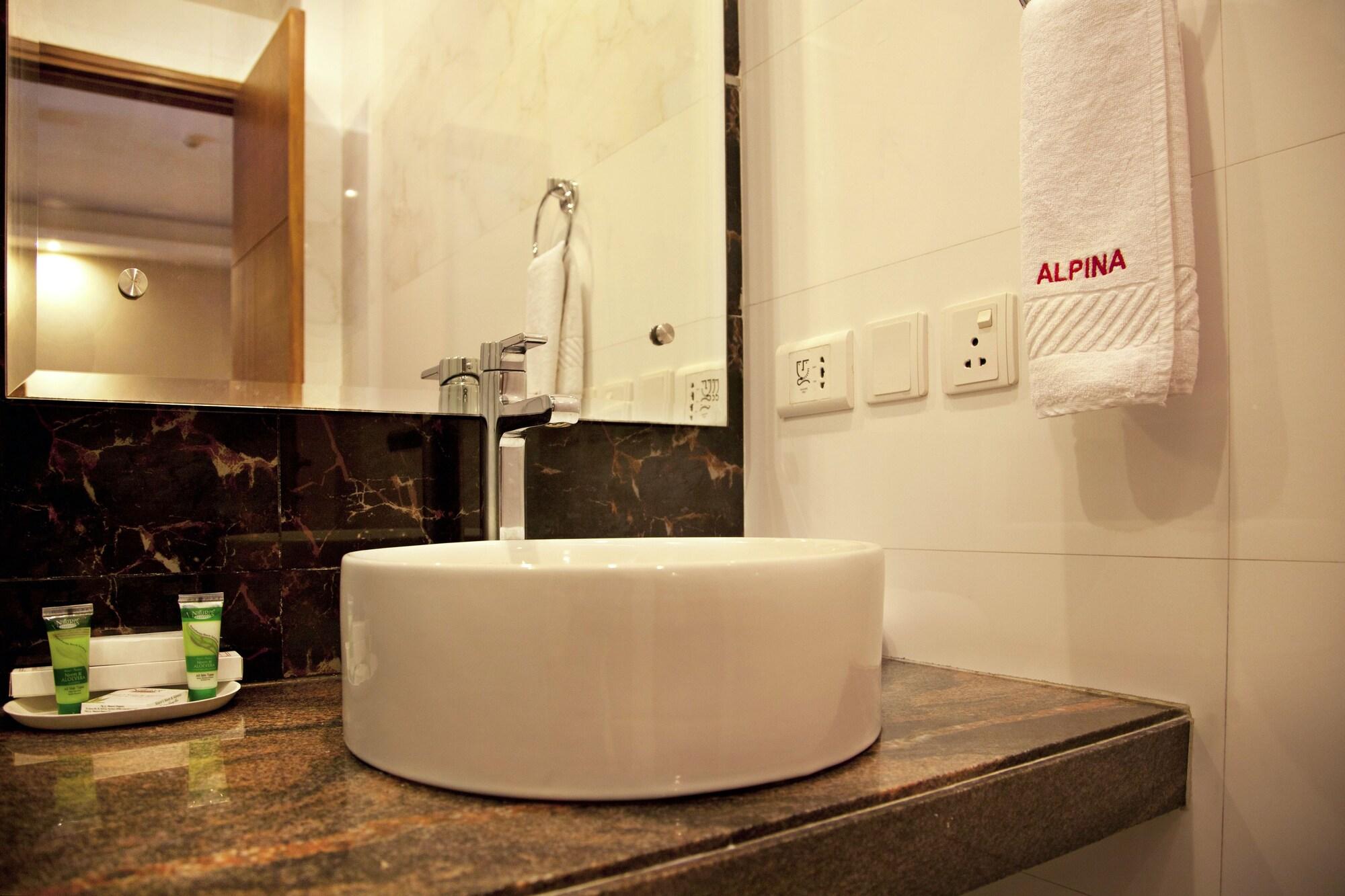 Alpina Hotels & Suites New Delhi Eksteriør bilde