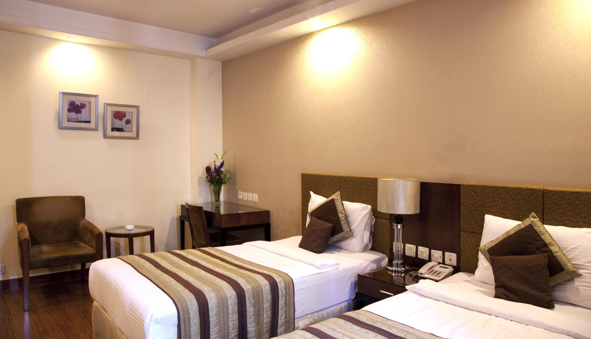 Alpina Hotels & Suites New Delhi Eksteriør bilde