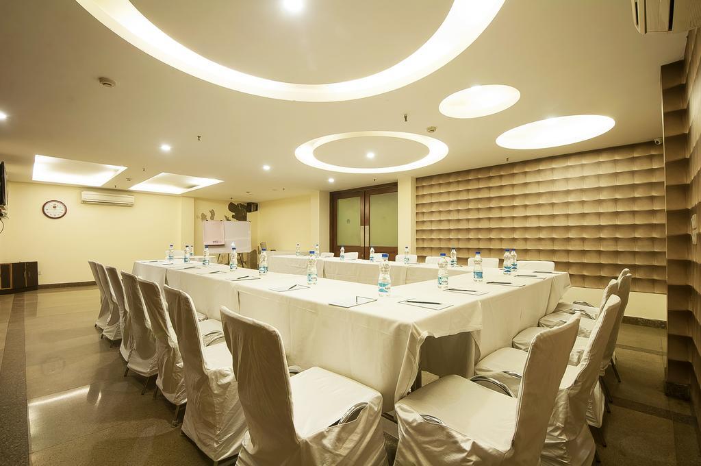 Alpina Hotels & Suites New Delhi Eksteriør bilde