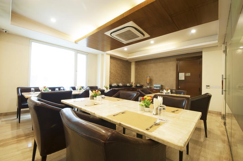 Alpina Hotels & Suites New Delhi Eksteriør bilde