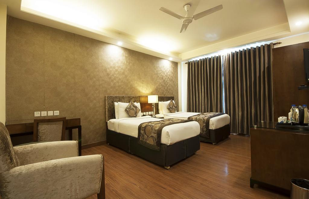Alpina Hotels & Suites New Delhi Eksteriør bilde