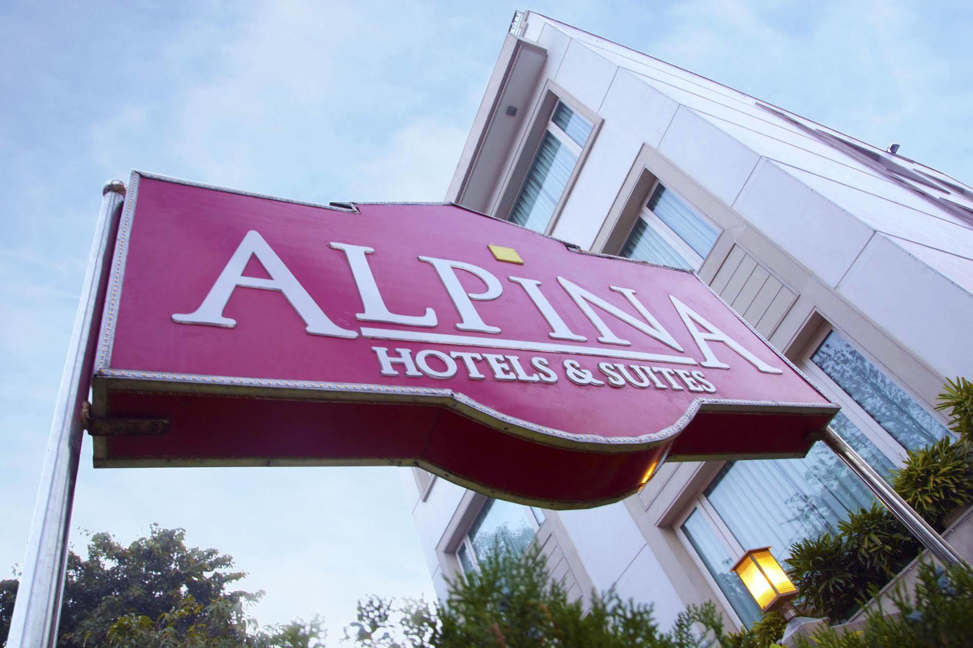 Alpina Hotels & Suites New Delhi Eksteriør bilde