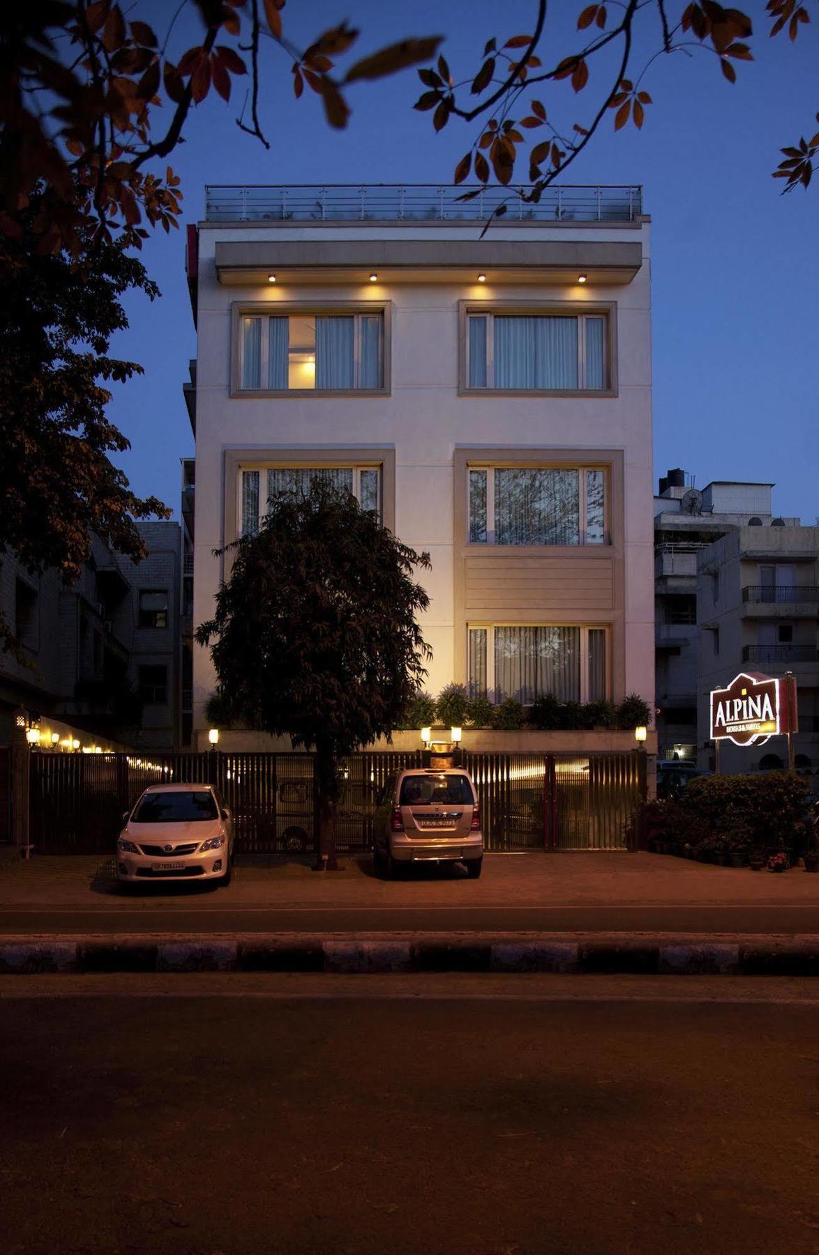Alpina Hotels & Suites New Delhi Eksteriør bilde